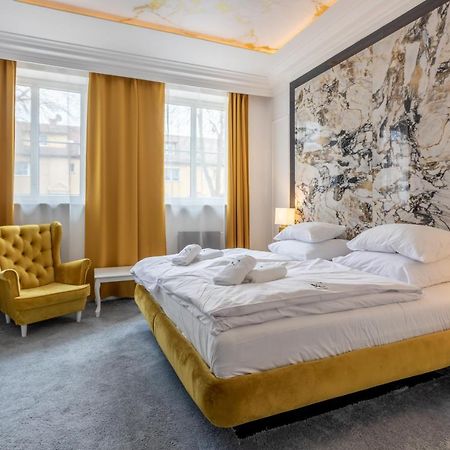 Monte Carlo Boutique Hotel 斯维诺乌伊希切 外观 照片