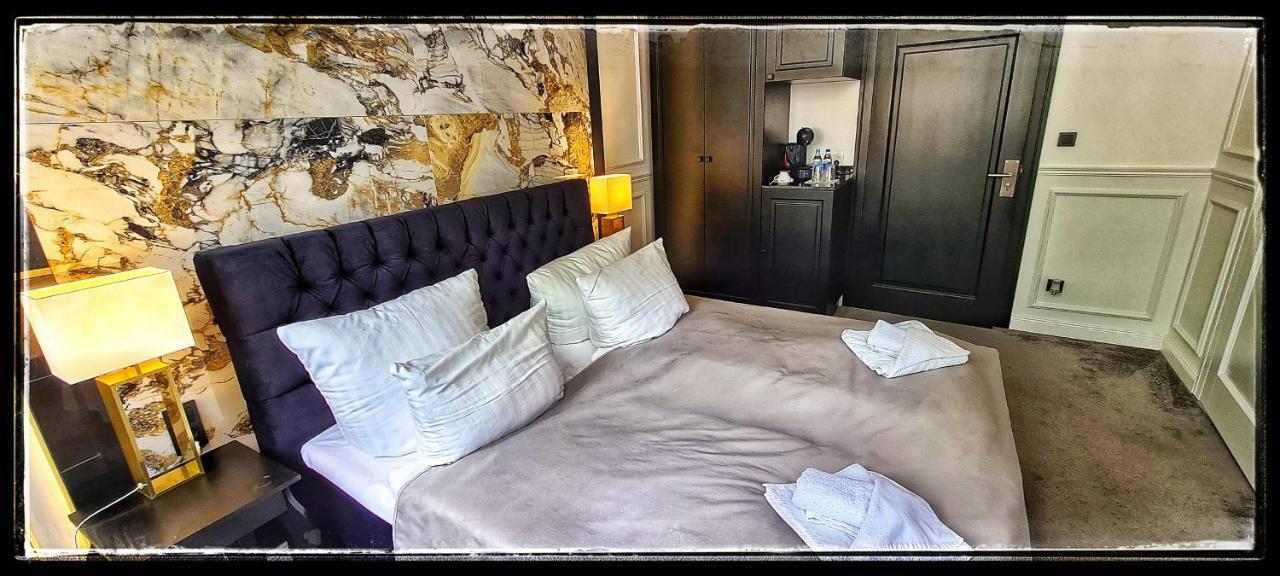 Monte Carlo Boutique Hotel 斯维诺乌伊希切 外观 照片