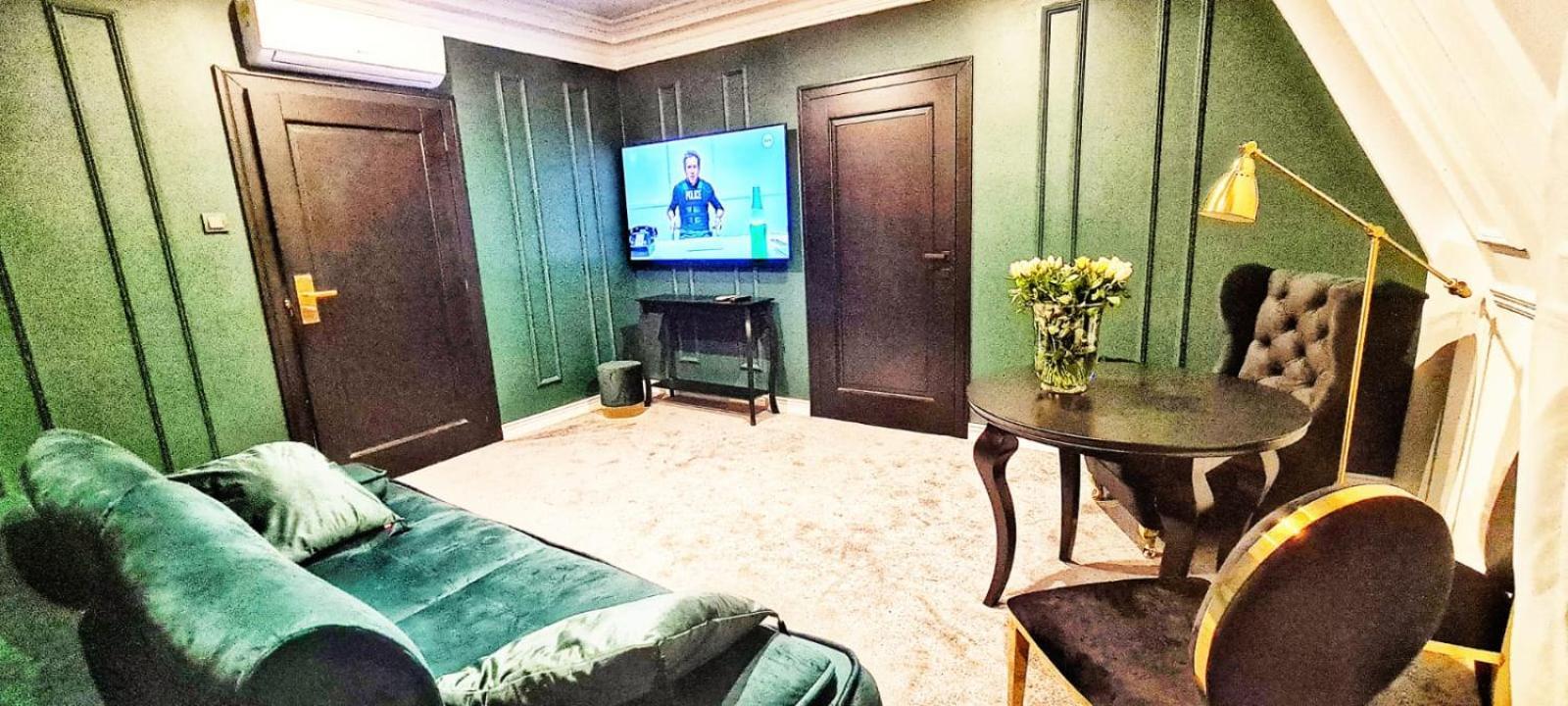 Monte Carlo Boutique Hotel 斯维诺乌伊希切 客房 照片